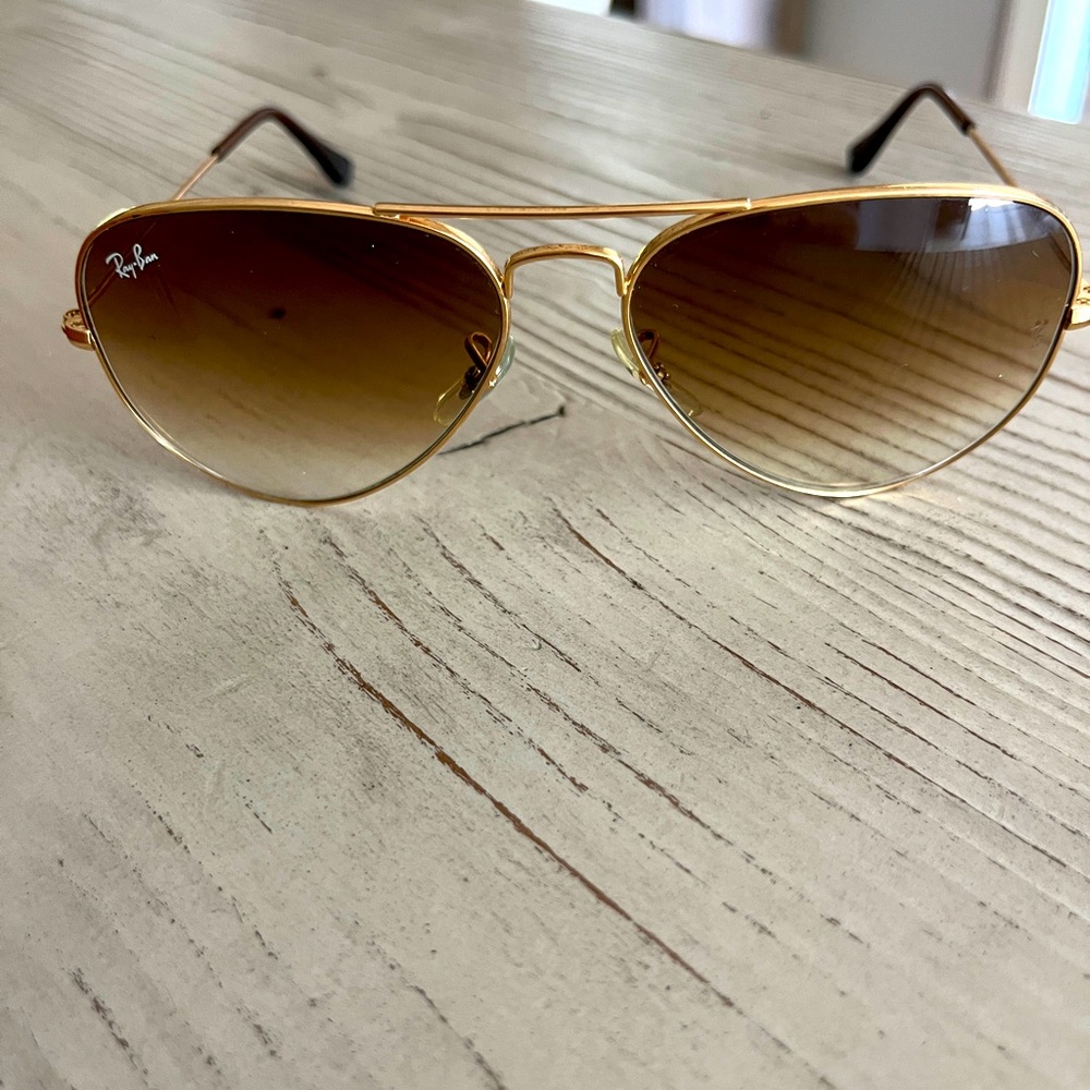 Ray-Ban AVIATOR GRADIENT polished artista gold light brown metal frame w/ case